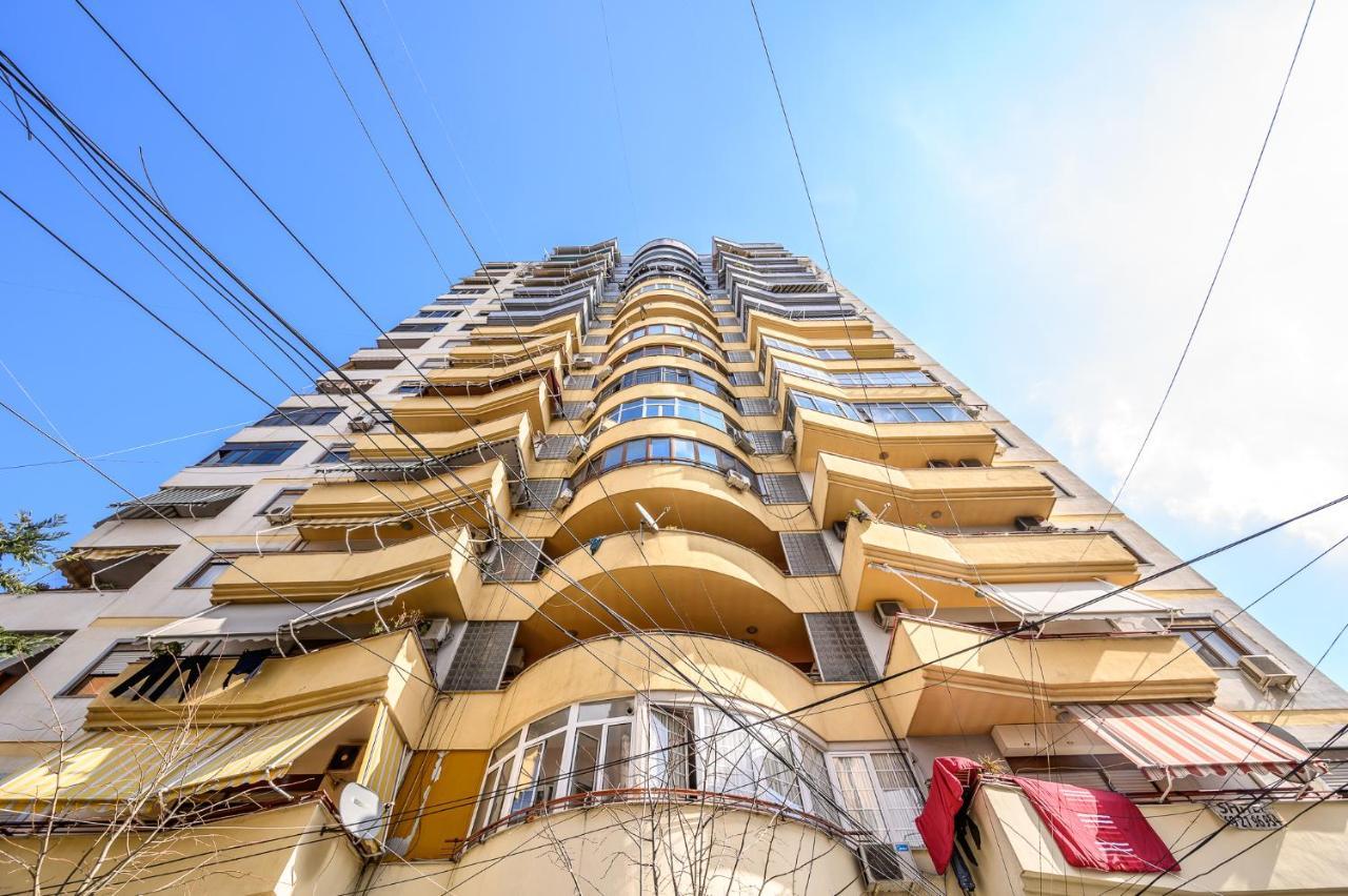 Miku Apartment-City Walk 1Bd Stylish Apartment Тирана Екстер'єр фото