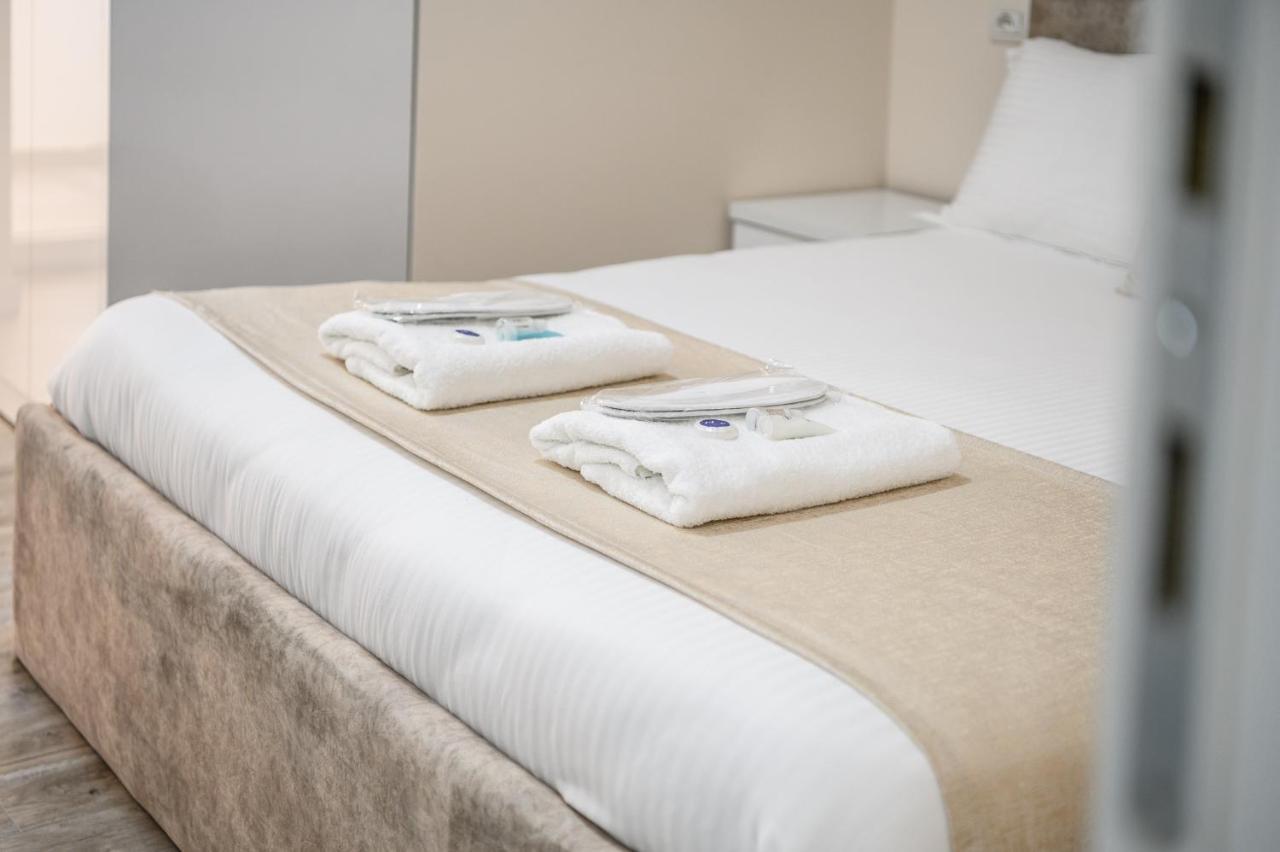 Miku Apartment-City Walk 1Bd Stylish Apartment Тирана Екстер'єр фото